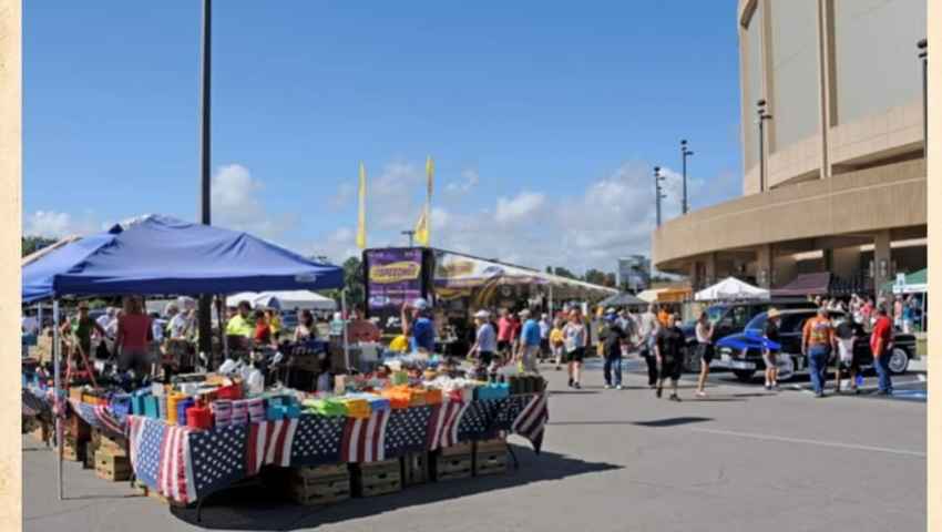Cruisin' the Coast Swap Meet