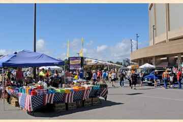 Cruisin' the Coast Swap Meet