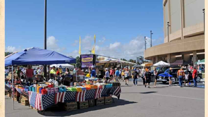 Cruisin' the Coast Swap Meet